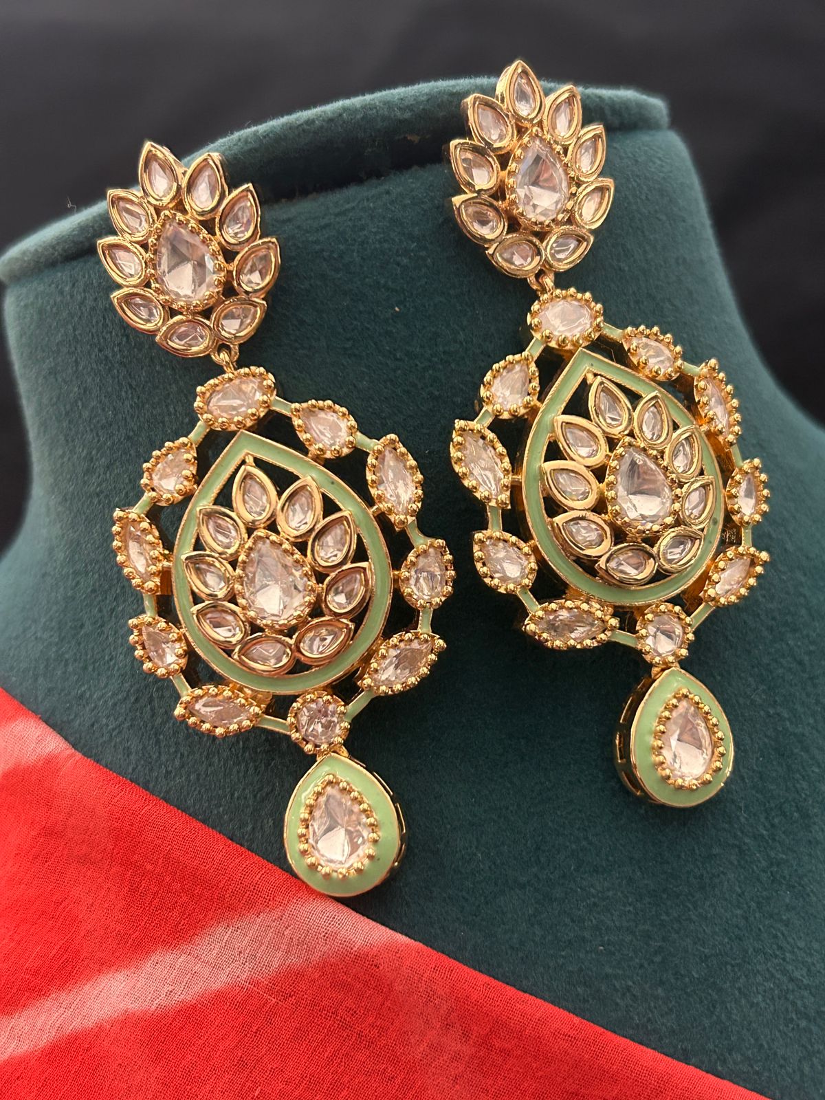 Elegant Mint Green & White Kundan Bridal Necklace Set with Earrings & Maang Tikka